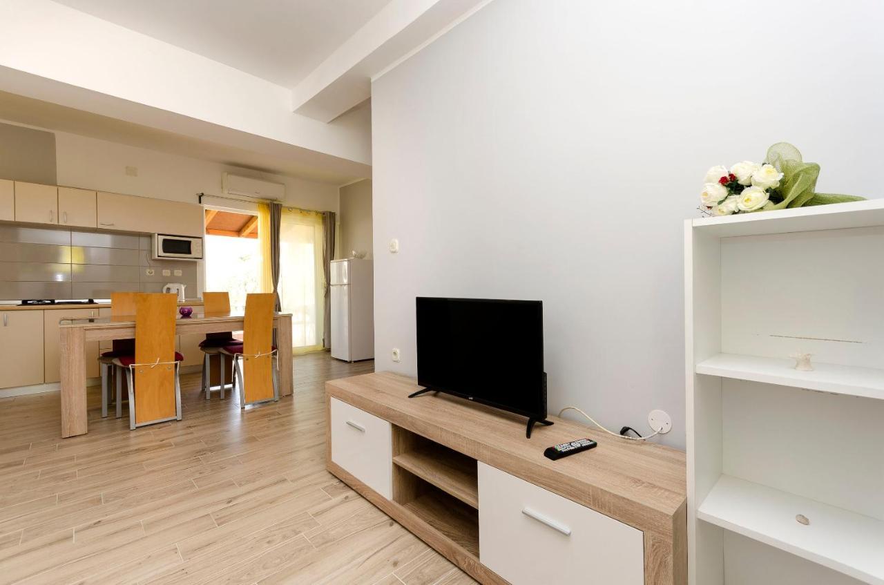 Apartment Masholina Tribunj  Ngoại thất bức ảnh